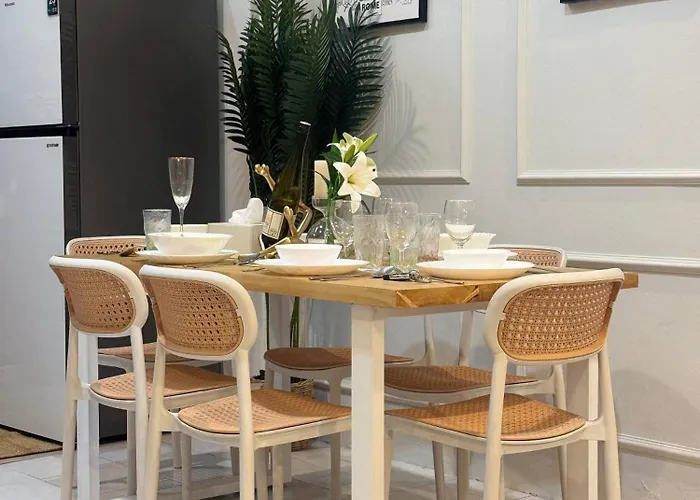 Cocos Townhouse Bts Onnut 350 Meters 3br3bth 펜션