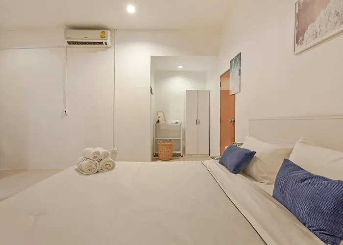 Cocos Townhouse Bts Onnut 350 Meters 3br3bth 펜션 방콕