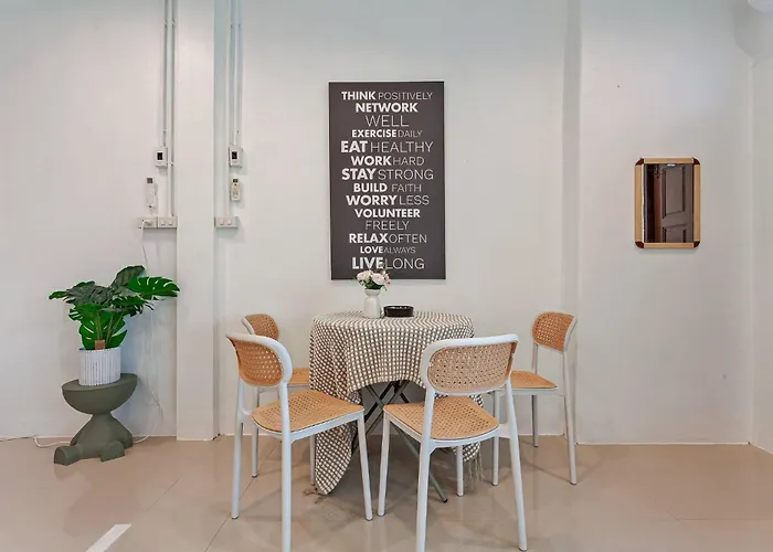 Cocos Townhouse Bts Onnut 350 Meters 3br3bth 펜션