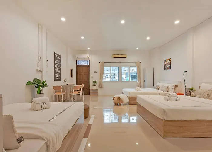 Cocos Townhouse Bts Onnut 350 Meters 3br3bth
