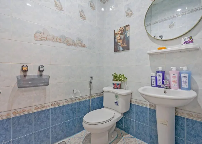 Cocos Townhouse Bts Onnut 350 Meters 3br3bth *