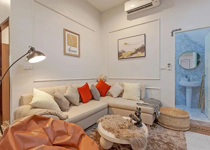 Cocos Townhouse Bts Onnut 350 Meters 3br3bth * 방콕