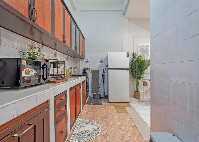 Cocos Townhouse Bts Onnut 350 Meters 3br3bth * 방콕