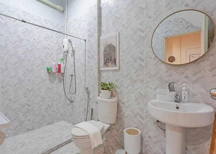 펜션 Cocos Townhouse Bts Onnut 350 Meters 3br3bth *