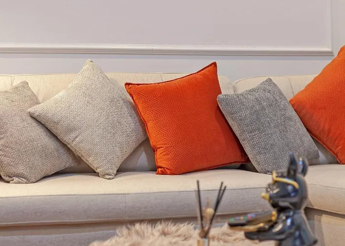 Cocos Townhouse Bts Onnut 350 Meters 3br3bth 펜션 방콕
